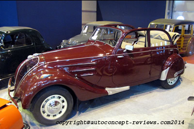 309 - 1939 Peugeot 402 B Légère Découvrable (Light Convertible). Sold 19 072 €